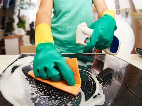 Deep cleaning treatment for pet odour in a Finchley home